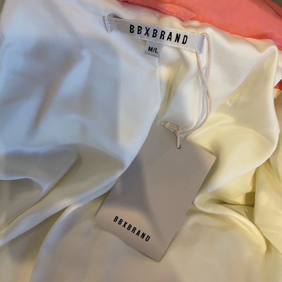 BBXBrand Coat - Picture 4 of 6